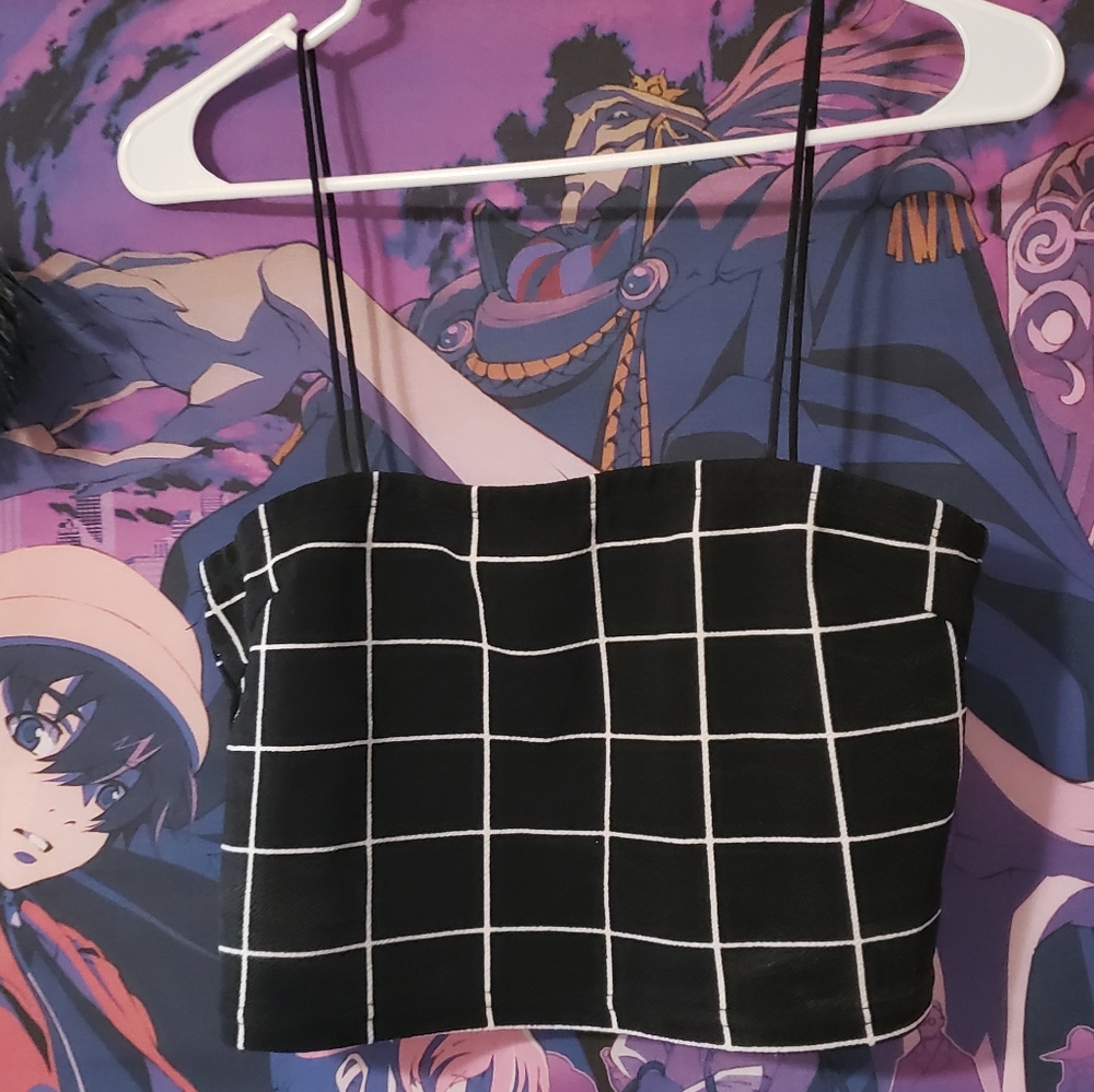 grid crop top
